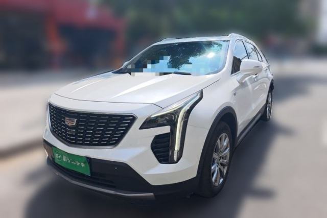 Ojetý Cadillac XT4 2021 28T Two-Wheel Drive Leading Version