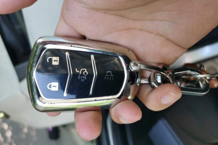 Used Cadillac XT4 2021 28T Two-Wheel Drive Tech Edition Vehicle Key