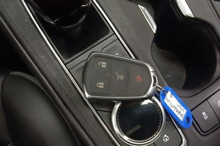 Used Cadillac XT4 2021 28T Two-Wheel Drive Leading Version Vehicle Key