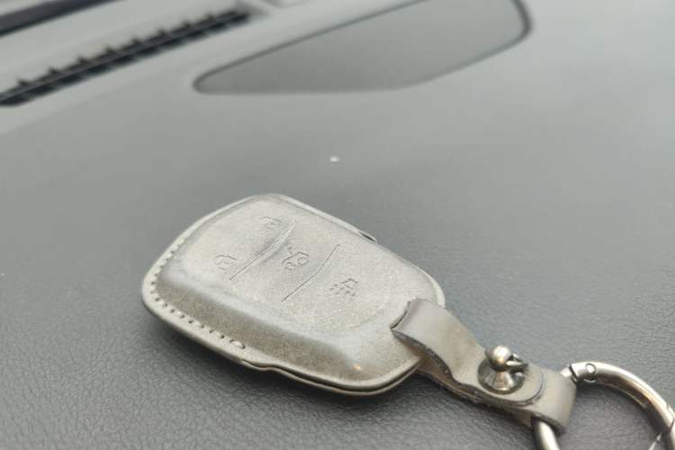Used Cadillac XT4 2021 28T Two-Wheel Drive Tech Edition Vehicle Key