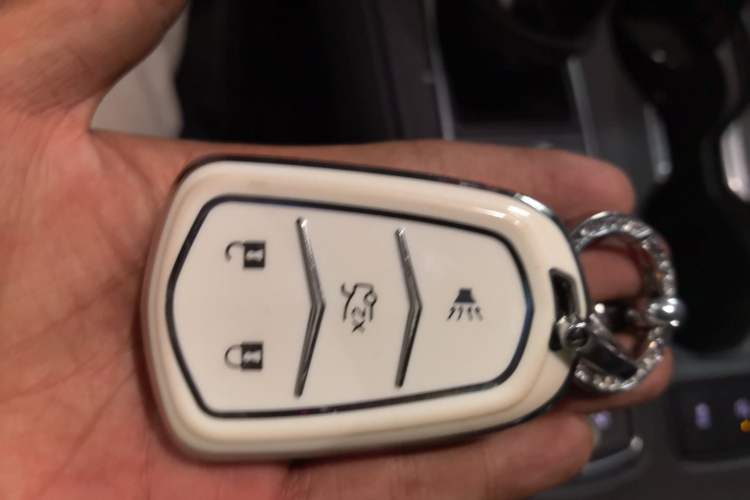 Used Cadillac XT4 2021 28T Two-Wheel Drive Tech Edition Vehicle Key
