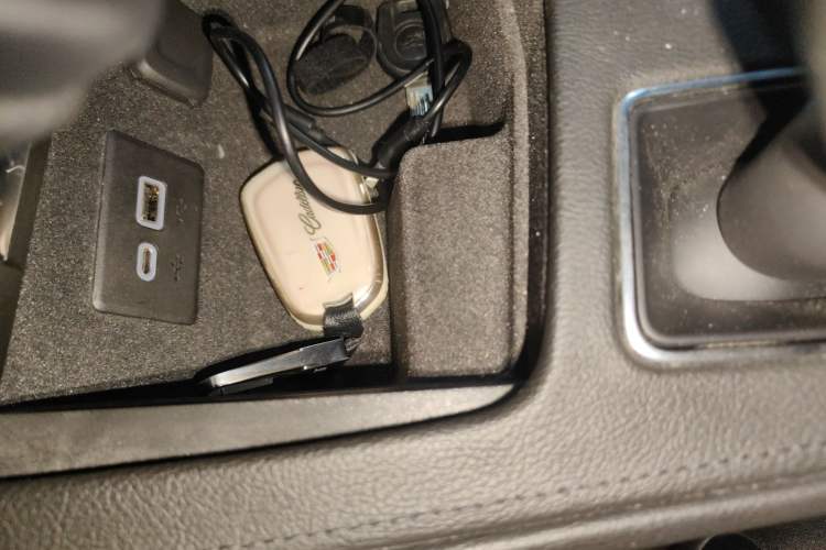 Used Cadillac XT4 2021 28T Two-Wheel Drive Tech Edition Vehicle Key