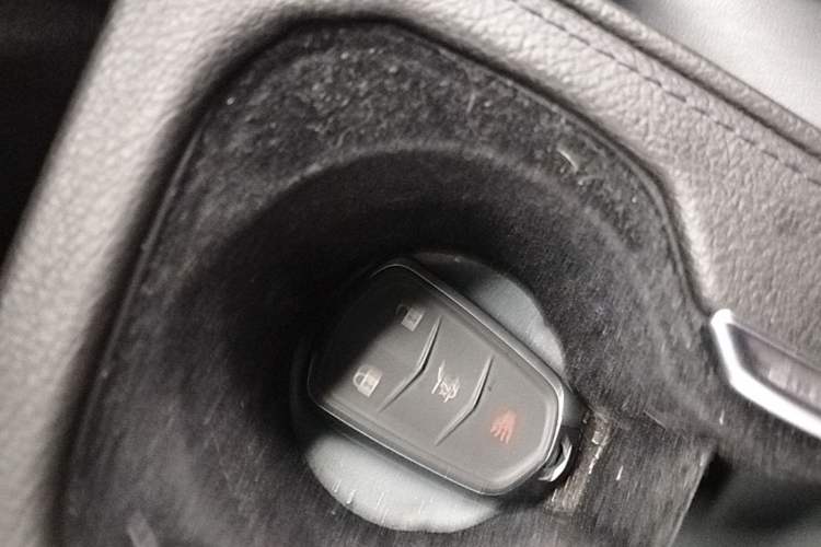 Used Cadillac XT4 2021 28T Two-Wheel Drive Leading Version Vehicle Key