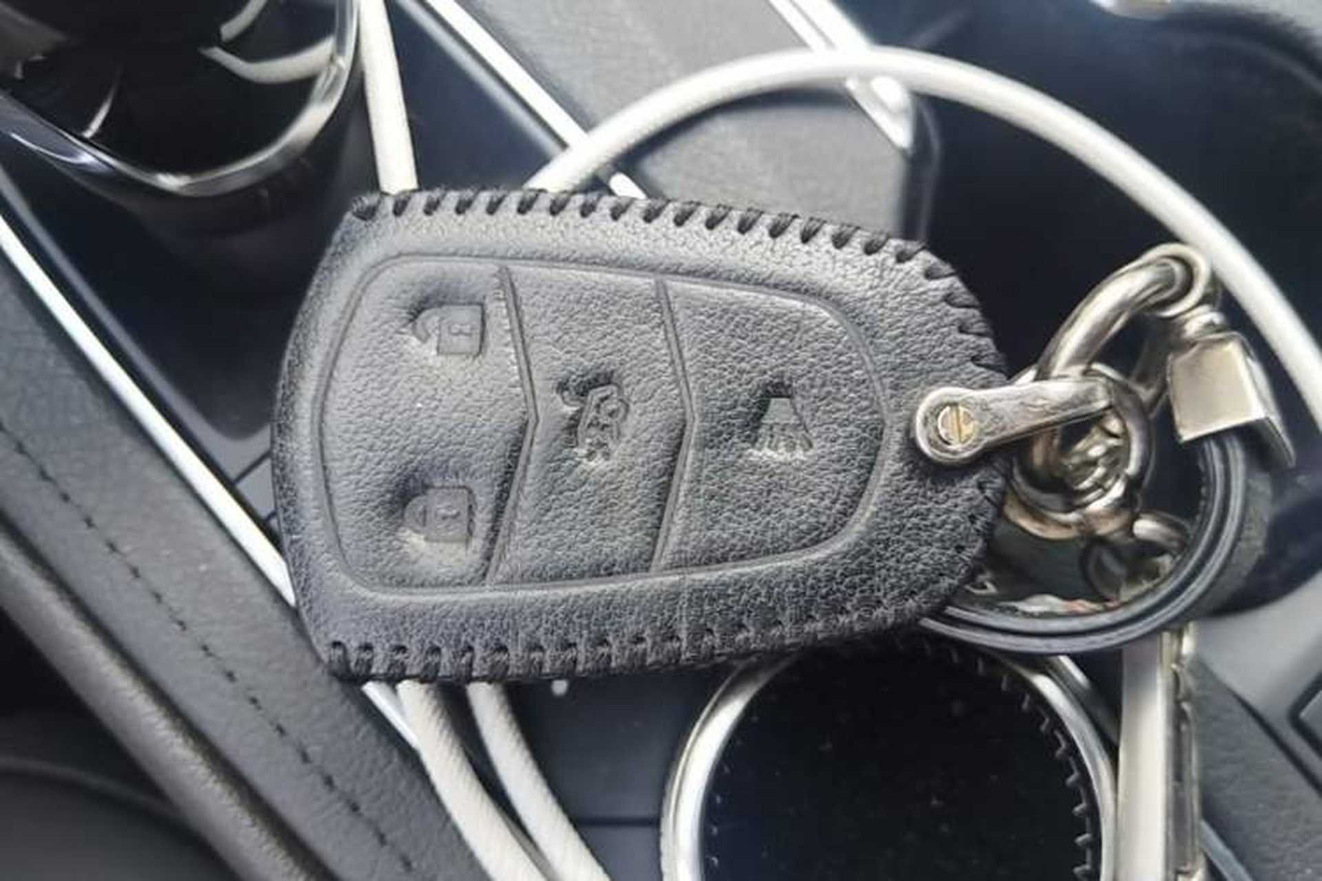 Used Cadillac XT4 2021 28T Two-Wheel Drive Leading Version Vehicle Key