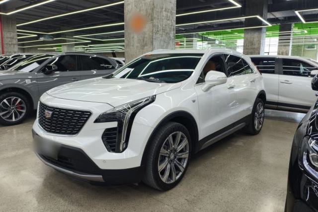 Used Cadillac XT4 2021 28T Four-Wheel Drive Platinum Edition