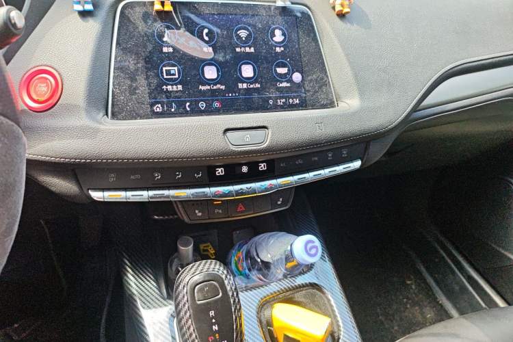 Used Cadillac XT4 2021 28T Two-Wheel Drive Leading Version Audio And AC Panel