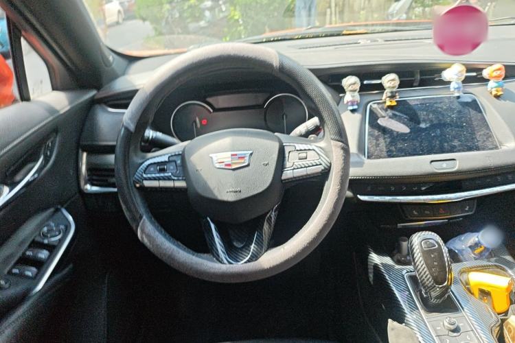 Used Cadillac XT4 2021 28T Two-Wheel Drive Leading Version Steering Wheel