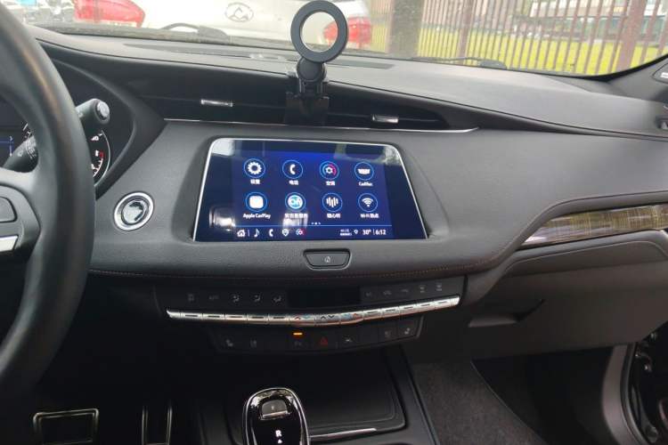 Used Cadillac XT4 2022 28T Two-Wheel Drive Prestige Version Audio And AC Panel