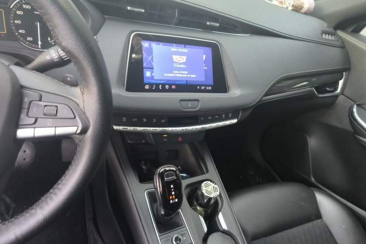 Used Cadillac XT4 2022 28T Two-Wheel Drive Fashion Edition Audio And AC Panel