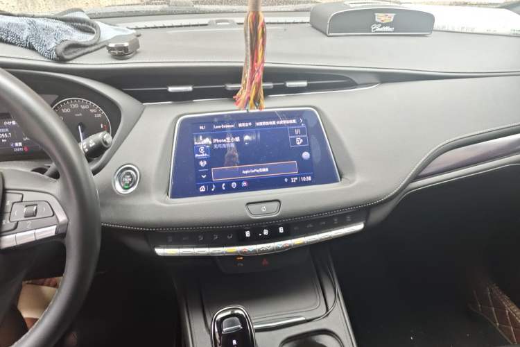 Used Cadillac XT4 2022 28T Two-Wheel Drive Fashion Edition Audio And AC Panel
