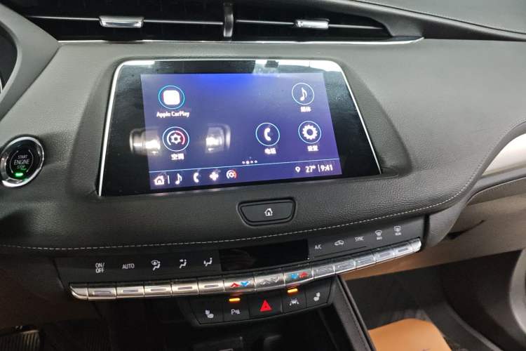 Used Cadillac XT4 2022 28T Two-Wheel-Drive Luxury Version Audio And AC Panel