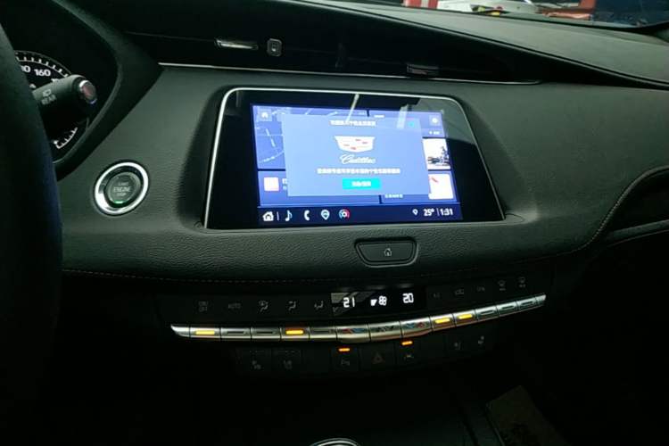 Used Cadillac XT4 2022 28T Two-Wheel Drive Prestige Version Audio And AC Panel