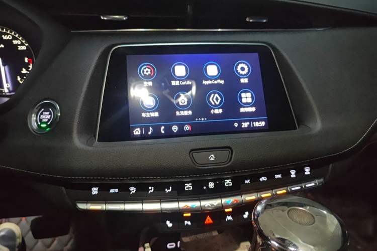 Used Cadillac XT4 2022 28T Two-Wheel-Drive Luxury Version Audio And AC Panel