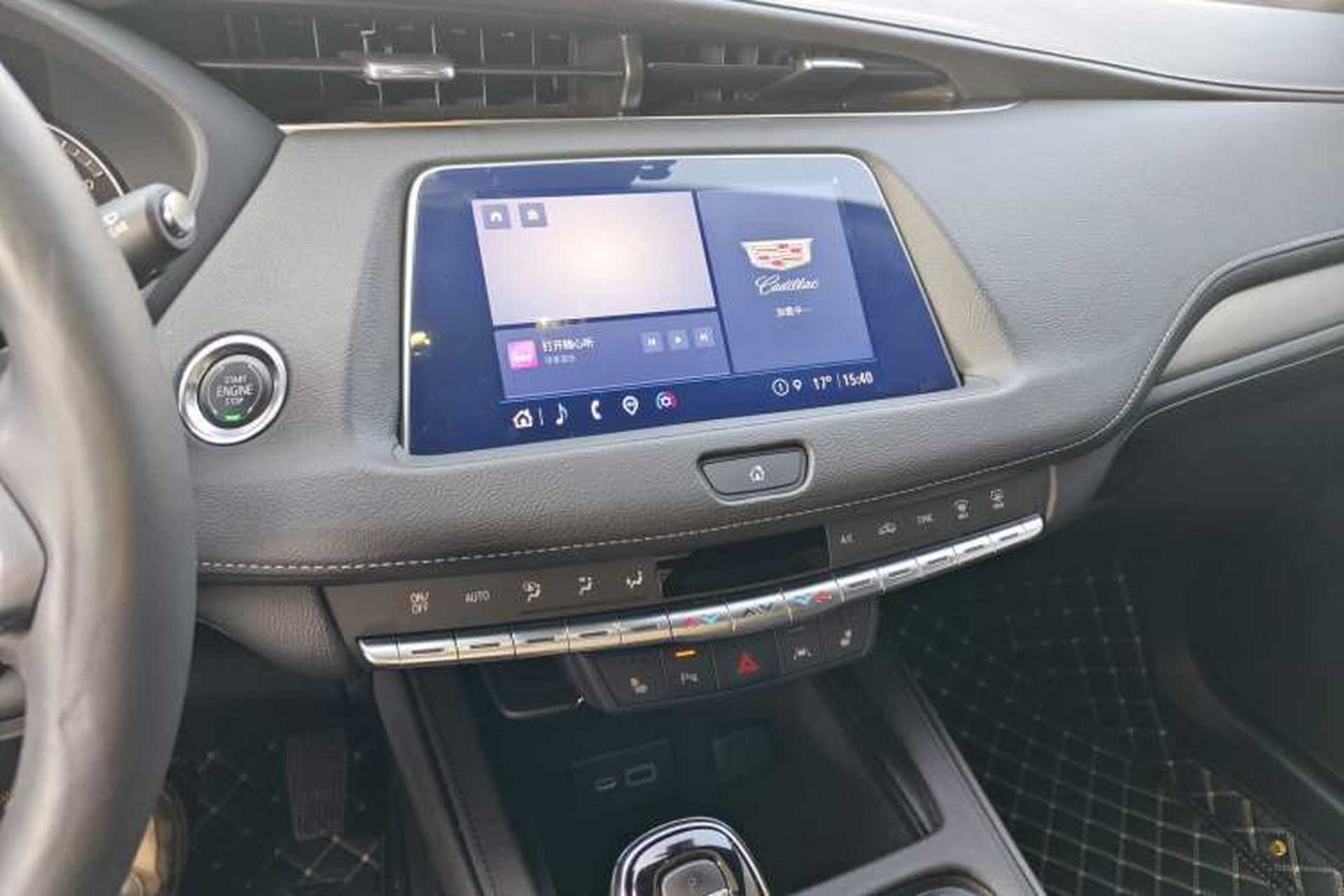 Used Cadillac XT4 2022 28T Two-Wheel-Drive Luxury Version Audio And AC Panel