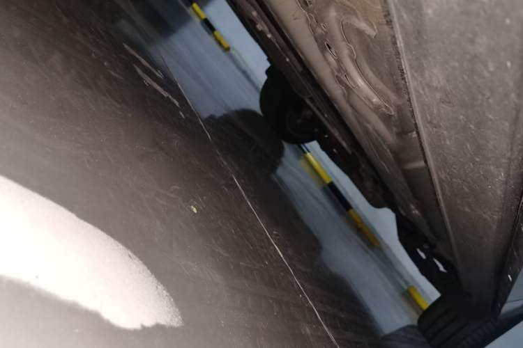 Used Cadillac XT4 2022 28T Four-Wheel Drive Prestige Version Chassis Front Left