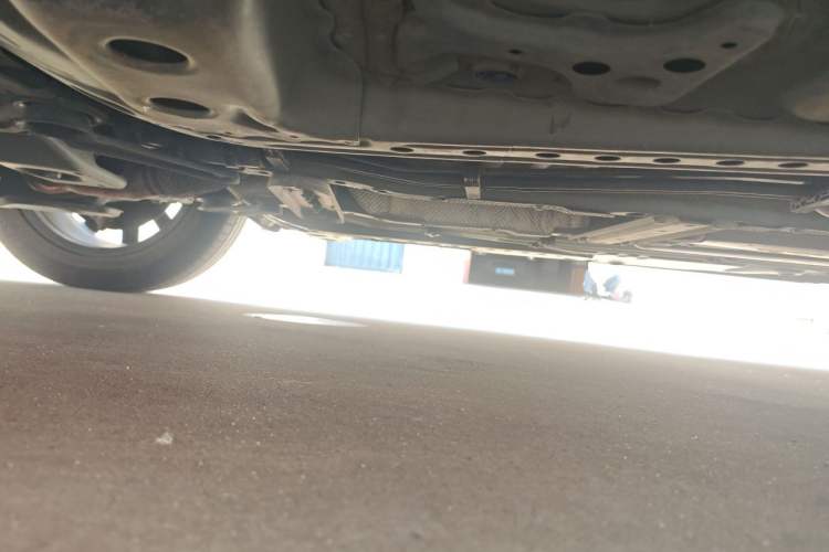 Used Cadillac XT4 2022 28T Two-Wheel Drive Prestige Version Chassis Front Left