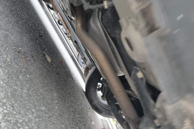 Used Cadillac XT4 2022 28T Two-Wheel Drive Prestige Version Chassis Front Right