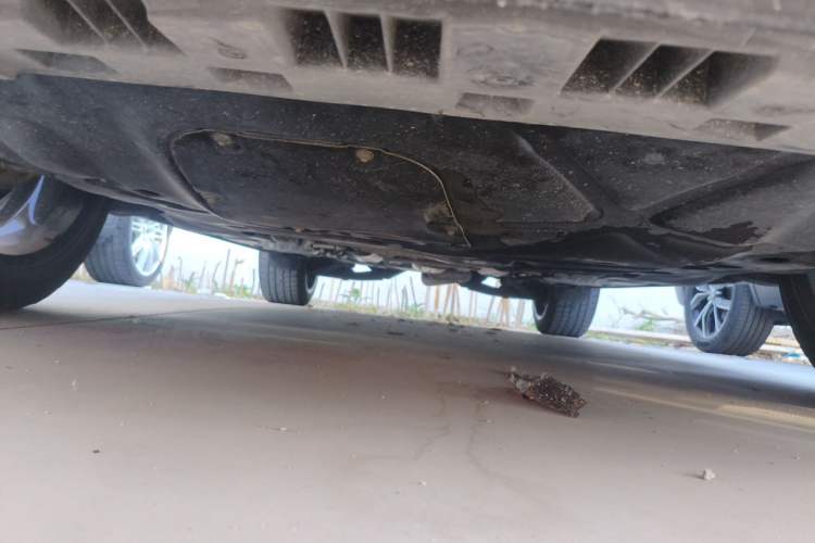 Used Cadillac XT4 2022 28T Two-Wheel-Drive Luxury Version Chassis Front