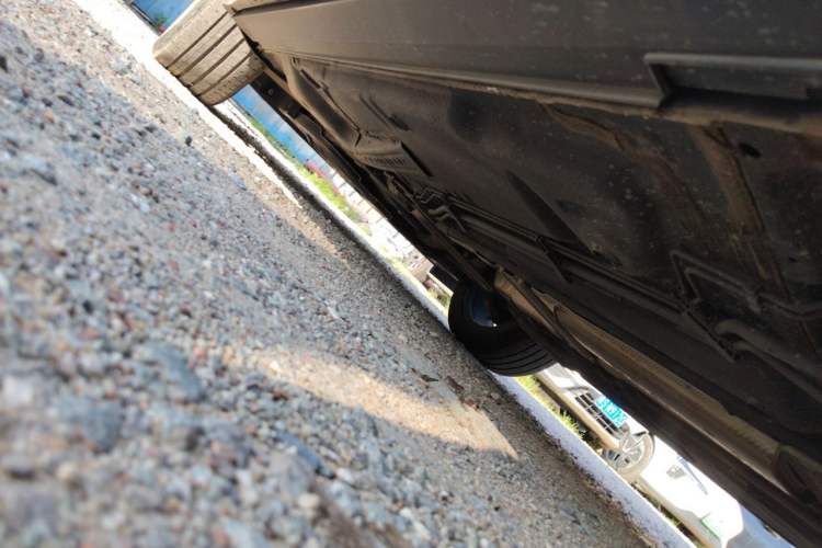 Used Cadillac XT4 2022 28T Two-Wheel-Drive Luxury Version Chassis Rear Left