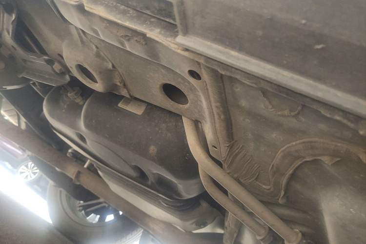 Used Cadillac XT4 2022 28T Two-Wheel Drive Prestige Version Chassis Rear Right