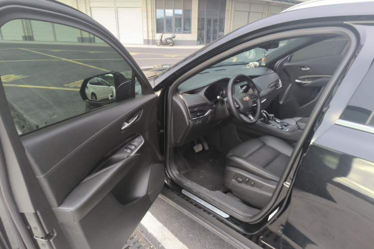 Used Cadillac XT4 2022 28T Two-Wheel Drive Fashion Edition Driver Seat