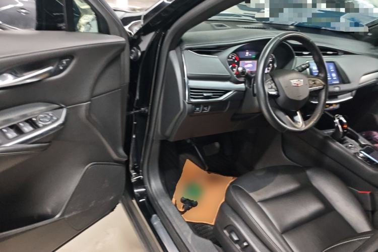 Used Cadillac XT4 2022 28T Two-Wheel-Drive Luxury Version Driver Seat