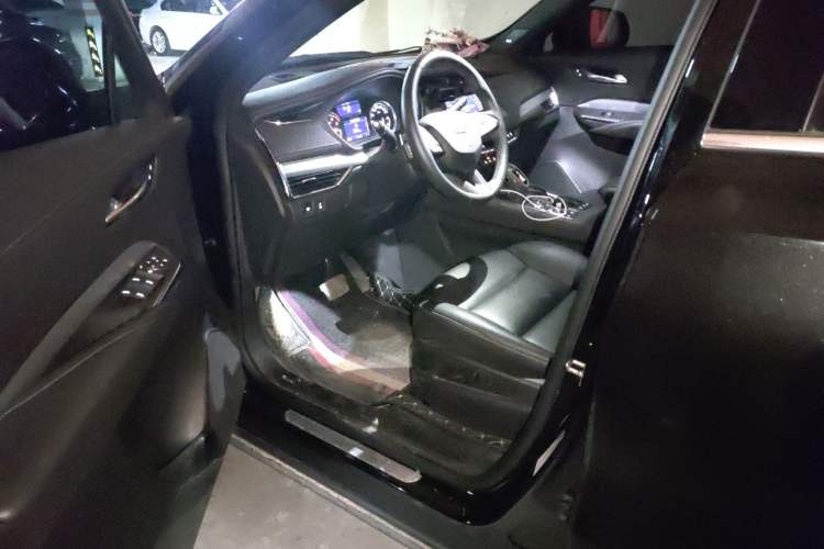 Used Cadillac XT4 2022 28T Two-Wheel-Drive Luxury Version Driver Seat