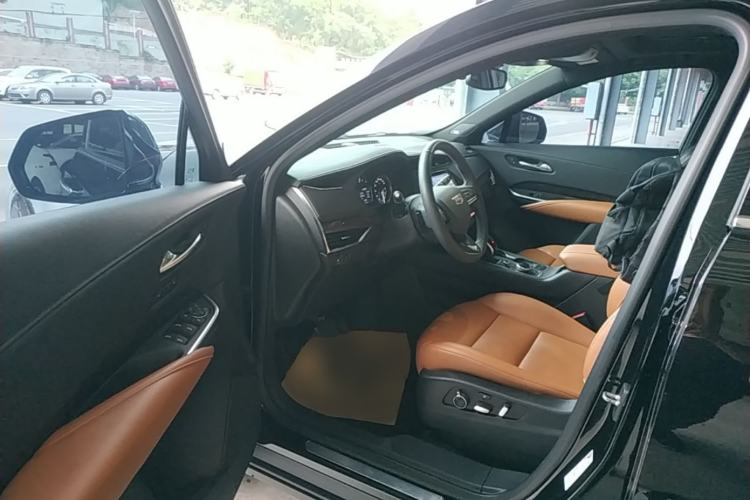 Used Cadillac XT4 2022 28T Two-Wheel Drive Prestige Version Driver Seat
