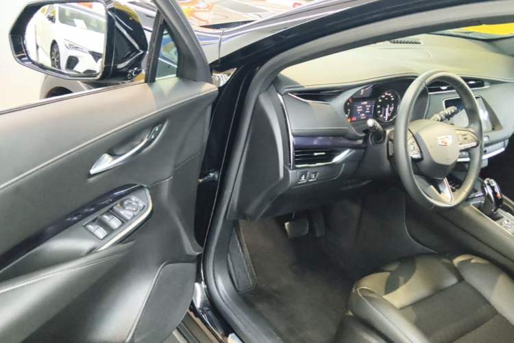 Used Cadillac XT4 2022 28T Two-Wheel Drive Fashion Edition Driver Seat