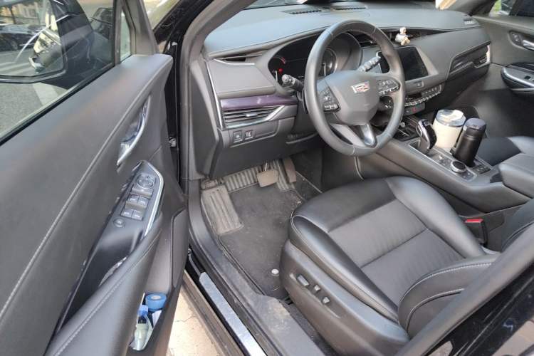 Used Cadillac XT4 2022 28T Two-Wheel Drive Fashion Edition Driver Seat