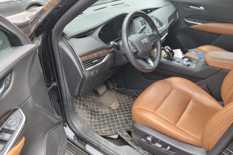 Used Cadillac XT4 2022 28T Two-Wheel Drive Prestige Version Driver Seat