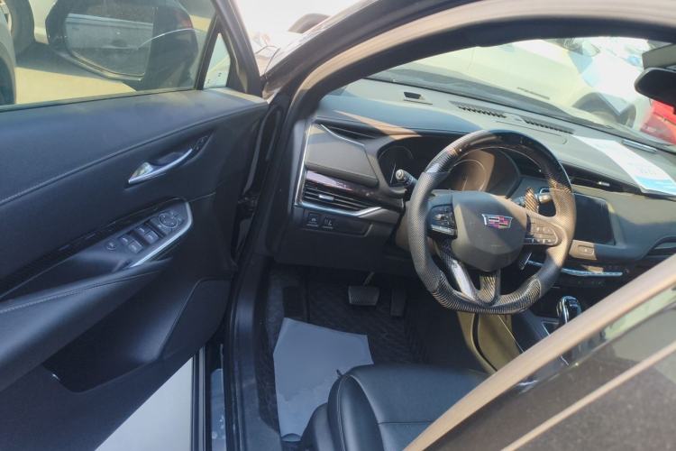 Used Cadillac XT4 2022 28T Two-Wheel-Drive Luxury Version Driver Seat