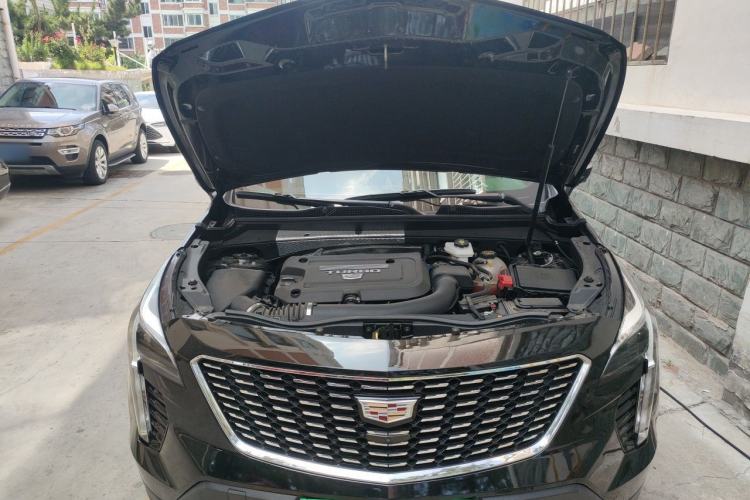 Used Cadillac XT4 2022 28T Two-Wheel Drive Fashion Edition Engine Bay