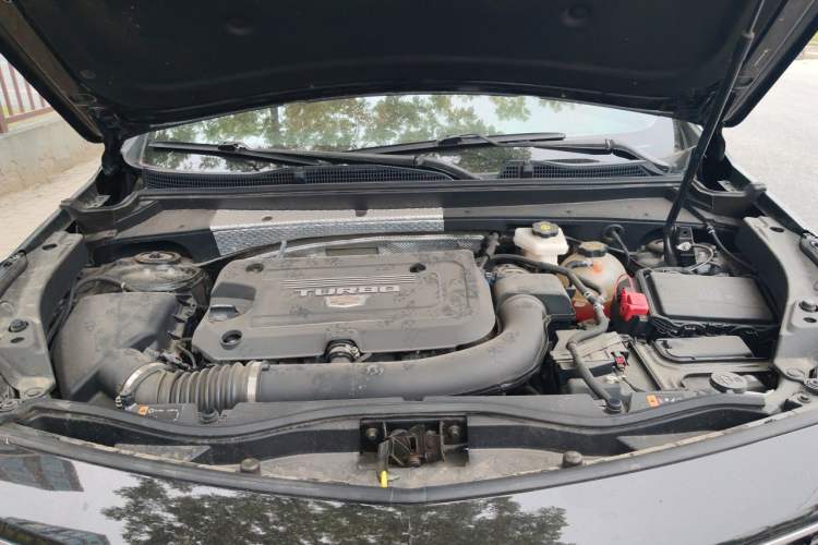 Used Cadillac XT4 2022 28T Two-Wheel Drive Prestige Version Engine Bay