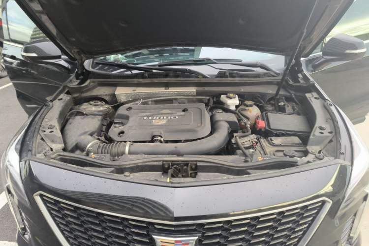 Used Cadillac XT4 2022 28T Two-Wheel Drive Fashion Edition Engine Bay