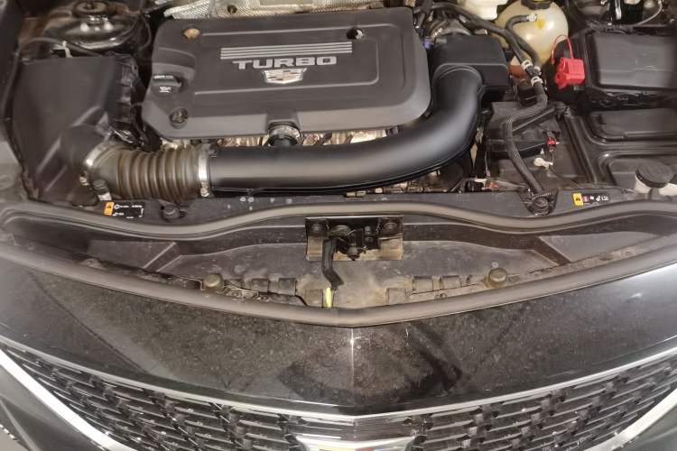 Used Cadillac XT4 2022 28T Four-Wheel Drive Prestige Version Engine Bay