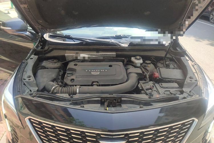 Used Cadillac XT4 2022 28T Two-Wheel Drive Prestige Version Engine Bay