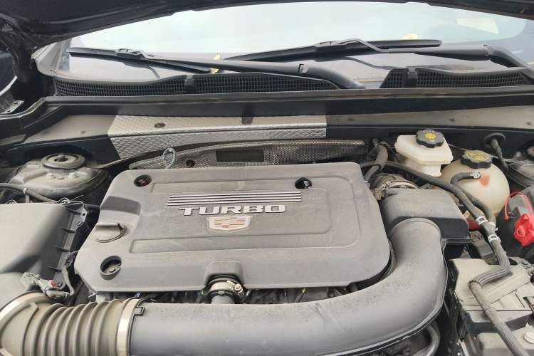Used Cadillac XT4 2022 28T Two-Wheel Drive Prestige Version Engine Bay