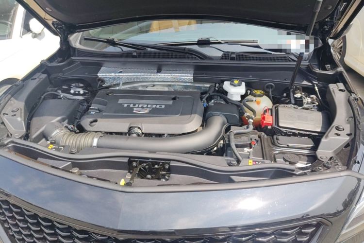 Used Cadillac XT4 2022 28T Four-Wheel Drive Prestige Version Engine Bay