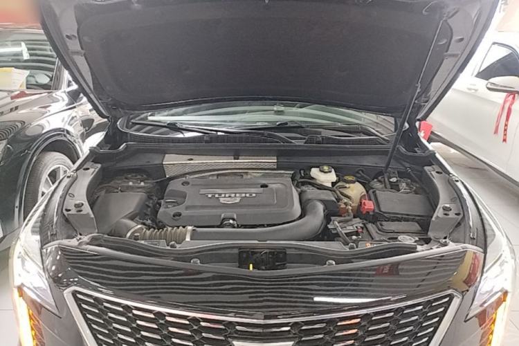 Used Cadillac XT4 2022 28T Two-Wheel Drive Fashion Edition Engine Bay