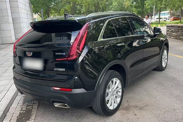 Used Cadillac XT4 2022 28T Two-Wheel Drive Fashion Edition Exterior 2