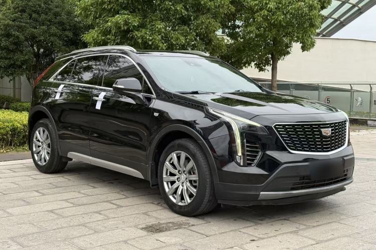 Used Cadillac XT4 2022 28T Two-Wheel Drive Prestige Version Exterior 2