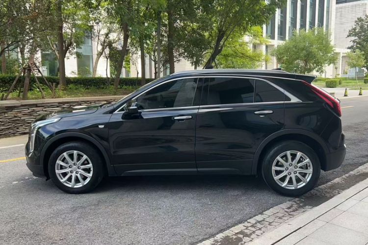 Used Cadillac XT4 2022 28T Two-Wheel Drive Fashion Edition Exterior 3