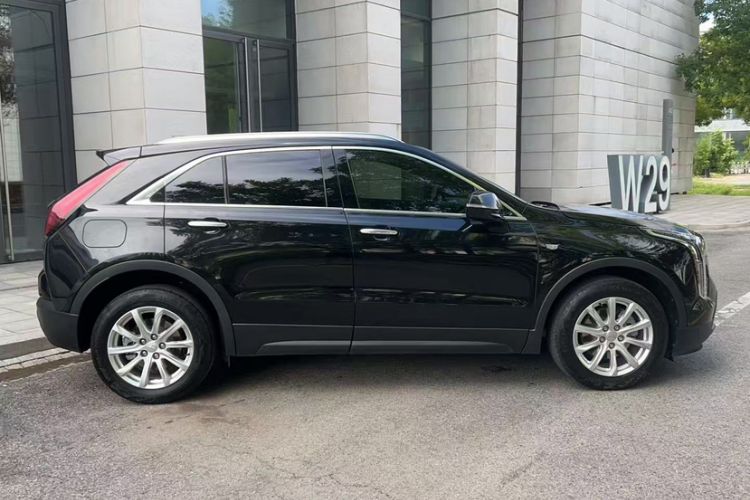 Used Cadillac XT4 2022 28T Two-Wheel Drive Fashion Edition Exterior 4