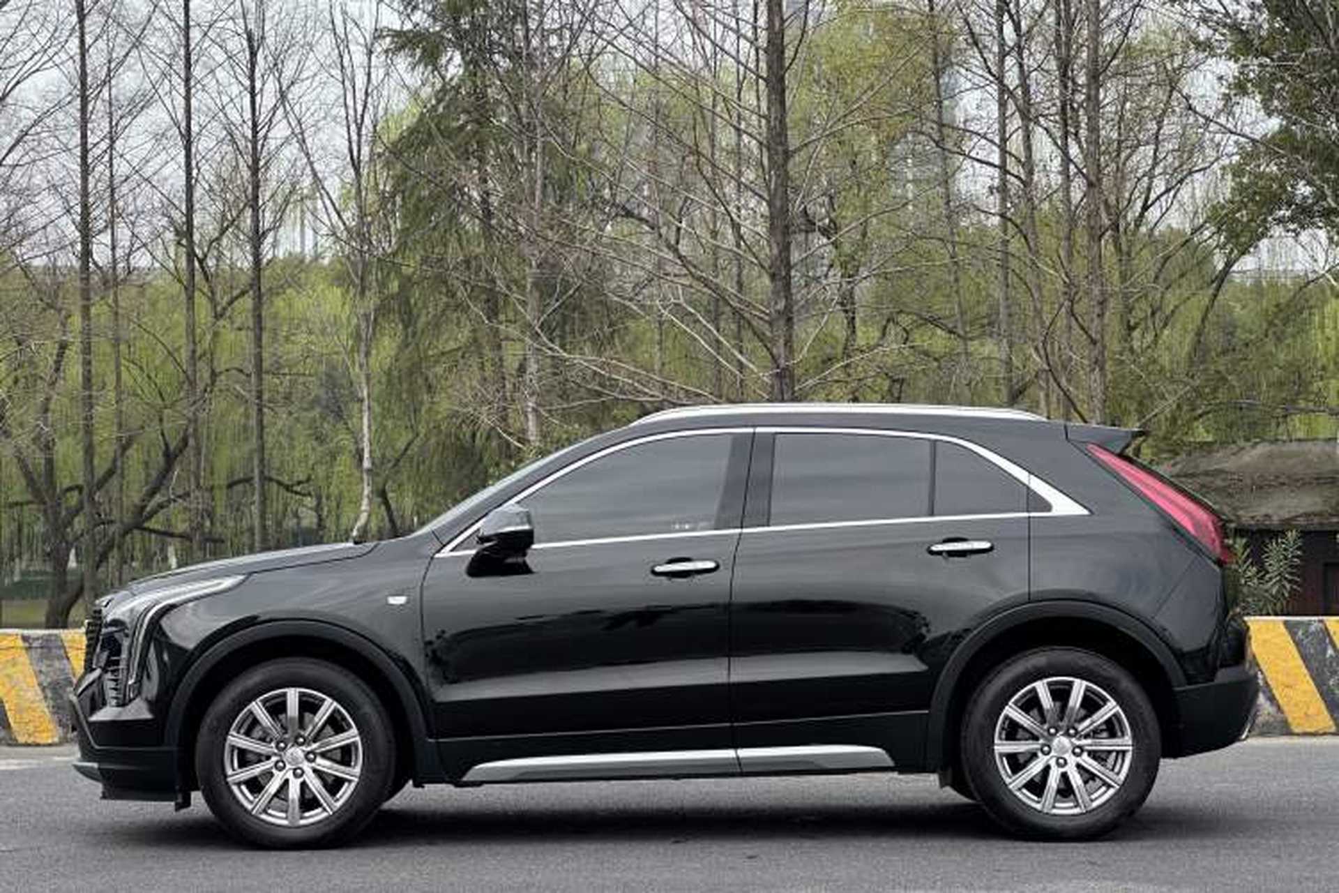 Used Cadillac XT4 2022 28T Two-Wheel Drive Prestige Version Exterior 7