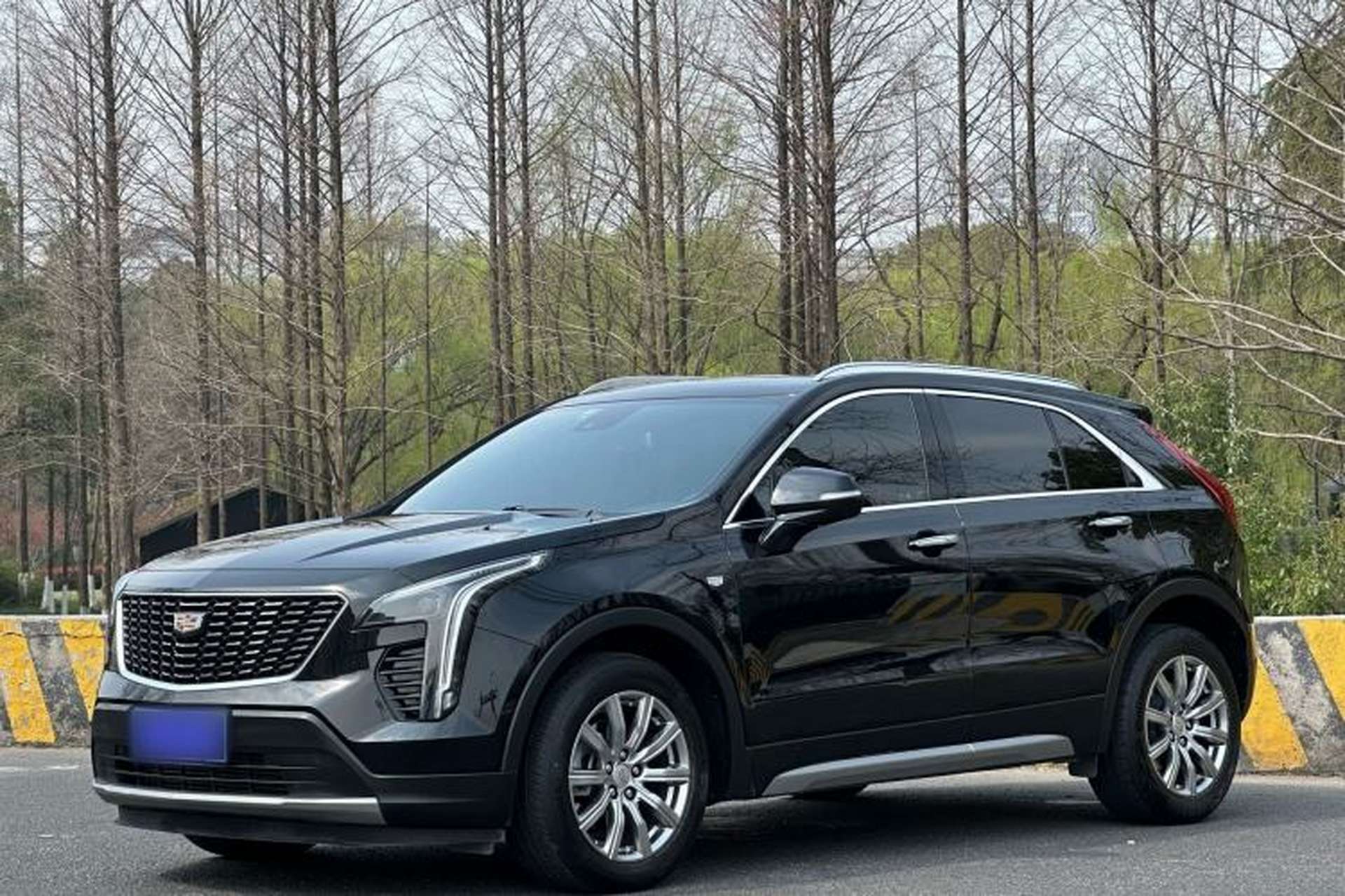 Used Cadillac XT4 2022 28T Two-Wheel Drive Prestige Version Front Left 45 Deg