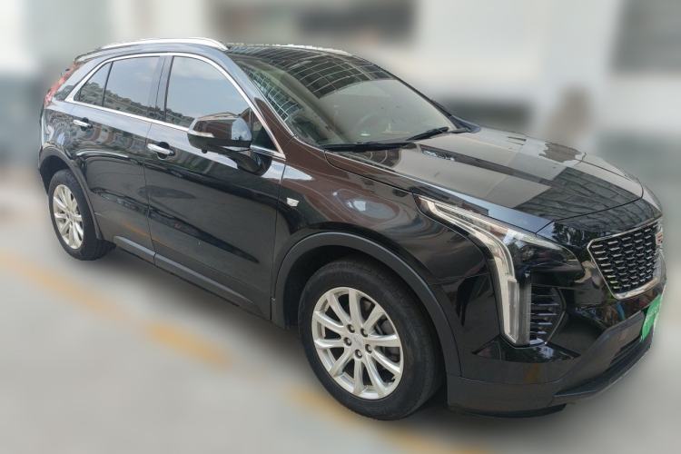 Used Cadillac XT4 2022 28T Two-Wheel Drive Fashion Edition Front Right 45 Deg