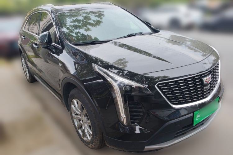 Used Cadillac XT4 2022 28T Two-Wheel Drive Prestige Version Front Right 45 Deg