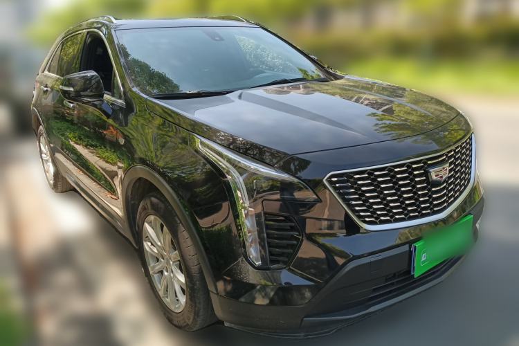 Used Cadillac XT4 2022 28T Two-Wheel Drive Fashion Edition Front Right 45 Deg