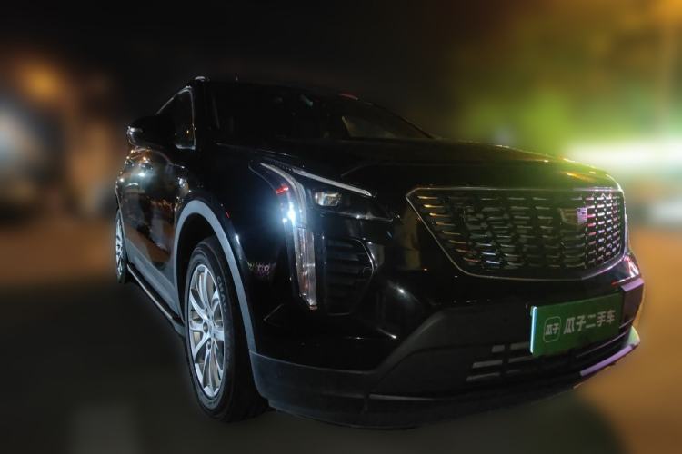 Used Cadillac XT4 2022 28T Two-Wheel Drive Fashion Edition Front Right 45 Deg